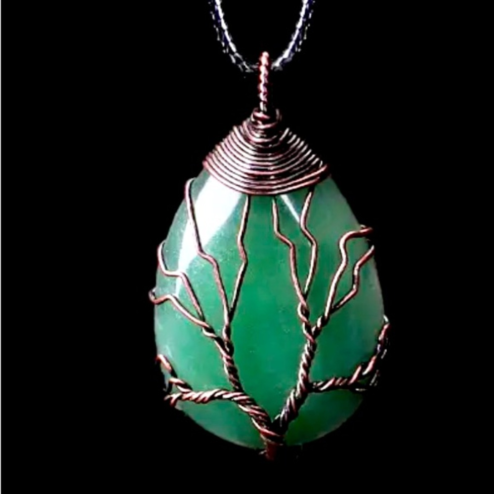 Stunning Green stone Tree of Life necklace